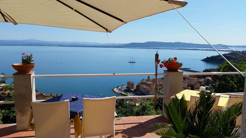 Hotel Vittoria Porto Santo Stefano  Exterior foto